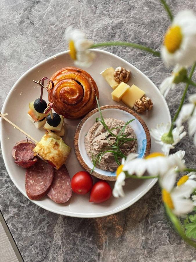 Pana Boutique Hotel Çimkent Dış mekan fotoğraf